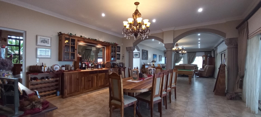 4 Bedroom Property for Sale in Hartenbos Heuwels Western Cape